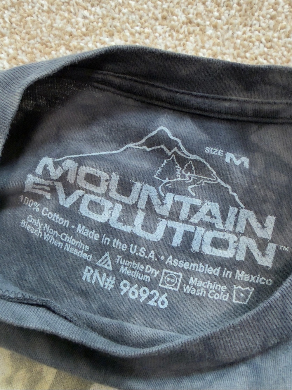 The Mountain Wolf Graphic Tee Black Tie Dye Y2K Grunge Medium - Picture 4 of 7